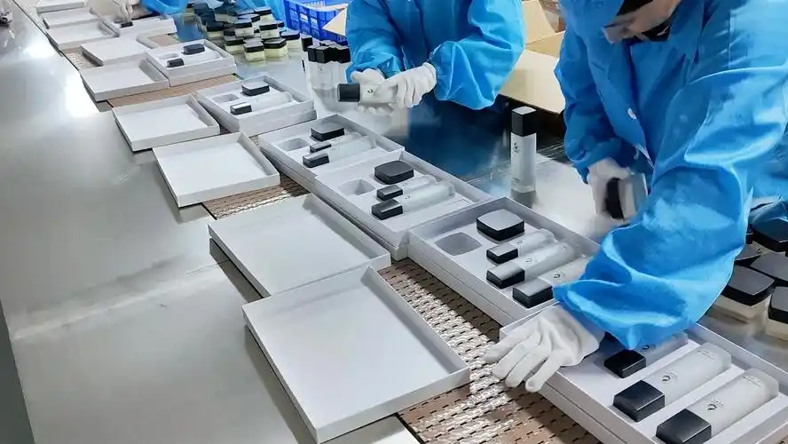 Private label sunscreen custom packaging and labeling area